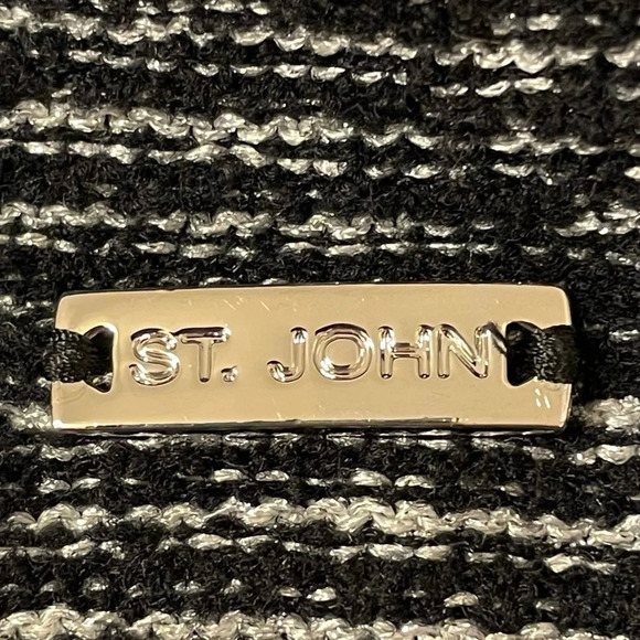 ST. JOHN SPORT by MARIE GRAY Knit Tank Sweater - Picture 5 of 7